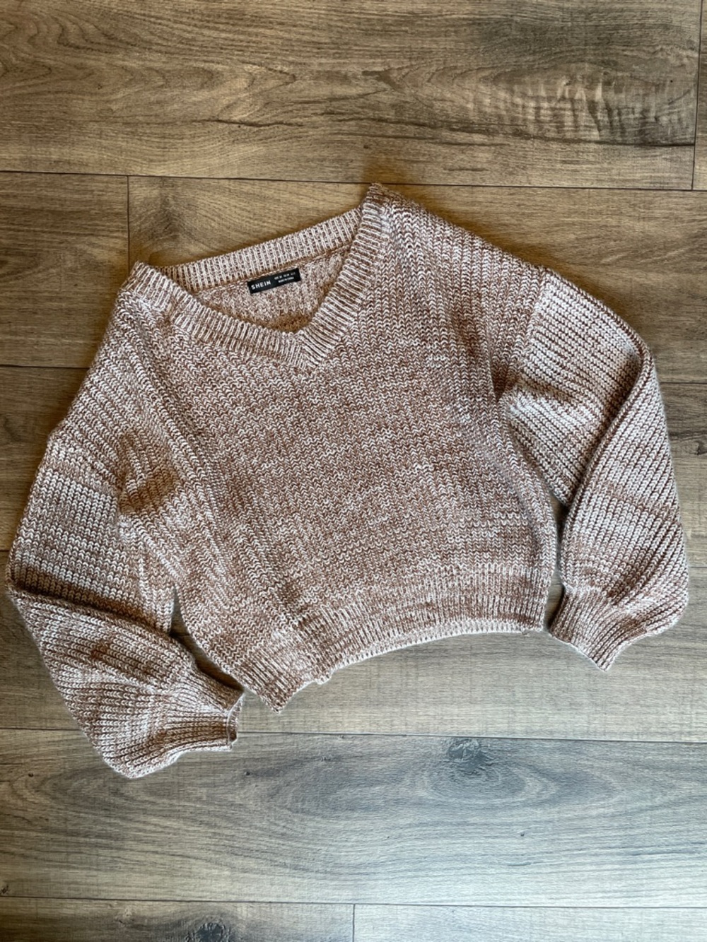 SHEIN Cropped Sweater